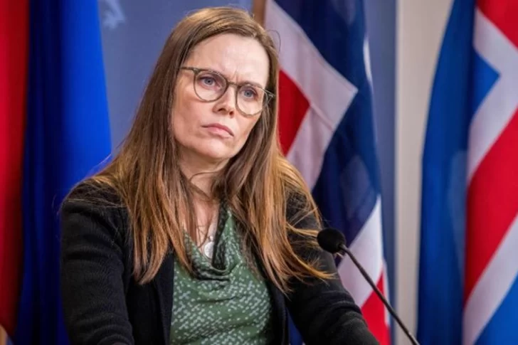 La primera ministra de Islandia y dos de sus ministras convocaron a un paro