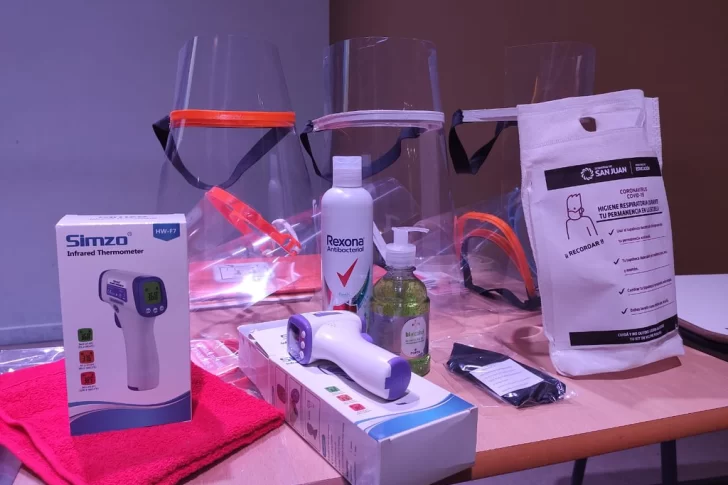 Regreso a las aulas: qué tendrán los kits de higiene que entregarán a docentes y alumnos