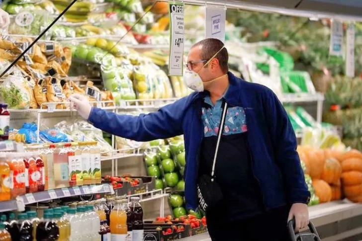 Las ventas en los supermercados bajaron 1,5% en junio