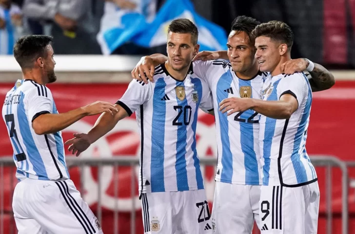 Argentina jugará el Mundial de Qatar en el tercer puesto del ranking FIFA Argentina jugará el Mundial de Qatar en el tercer puesto del ranking FIFA