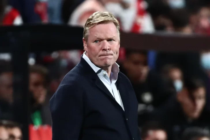 Ronald Koeman fue destituido como entrenador del Barcelona