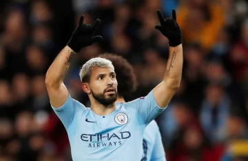 Agüero marcó un doblete en la histórica paliza del Manchester City sobre el Schalke 04 Agüero marcó un doblete en la histórica paliza del Manchester City sobre el Schalke 04
