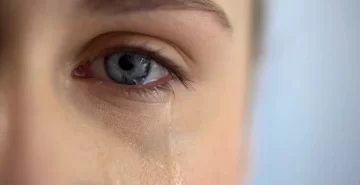 ¿Pueden las lágrimas transmitir coronavirus? ¿Pueden las lágrimas transmitir coronavirus?