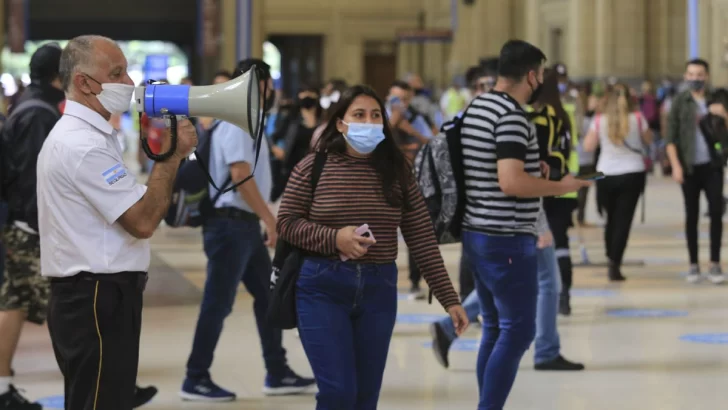 Tiene 29 años y se contagió tres veces de coronavirus en menos de un año Tiene 29 años y se contagió tres veces de coronavirus en menos de un año