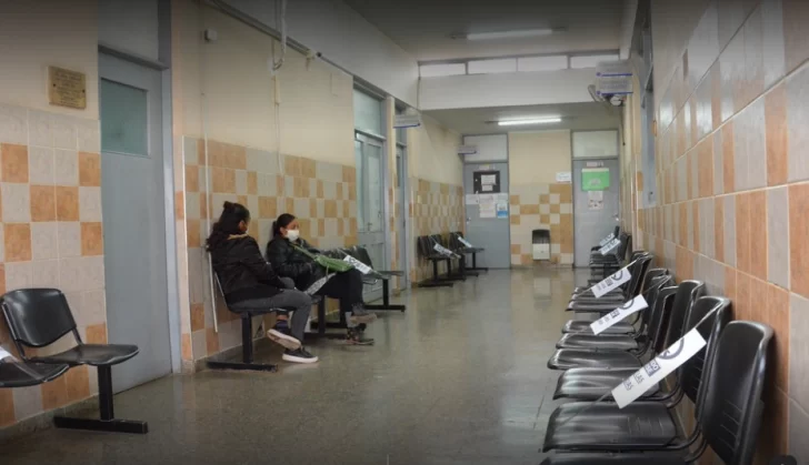 Porque su beba se cayó, fue al centro de salud y golpeó a su pareja y al suegro Porque su beba se cayó, fue al centro de salud y golpeó a su pareja y al suegro