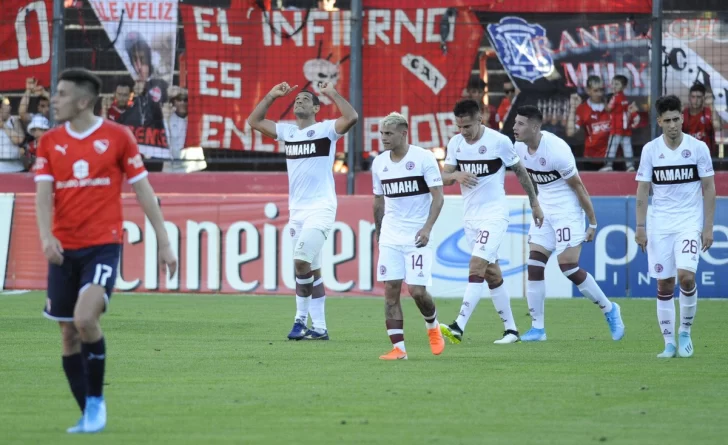 Dura derrota de Independiente ante Lanús y Beccacece quedó en la cuerda floja