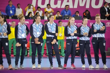 La selección femenina de handball perdió ante Brasil y se quedó con la medalla de plata La selección femenina de handball perdió ante Brasil y se quedó con la medalla de plata