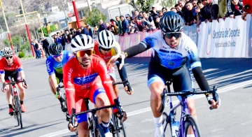 Laureano ganó en Chilecito en una etapa con podio sanjuanino Laureano ganó en Chilecito en una etapa con podio sanjuanino