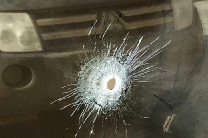 Balearon la casa de uno de los hijos de Lázaro Báez