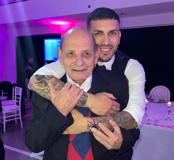 El dolor de Leandro Paredes en Qatar: murió su abuelo y lo despidió a la distancia El dolor de Leandro Paredes en Qatar: murió su abuelo y lo despidió a la distancia