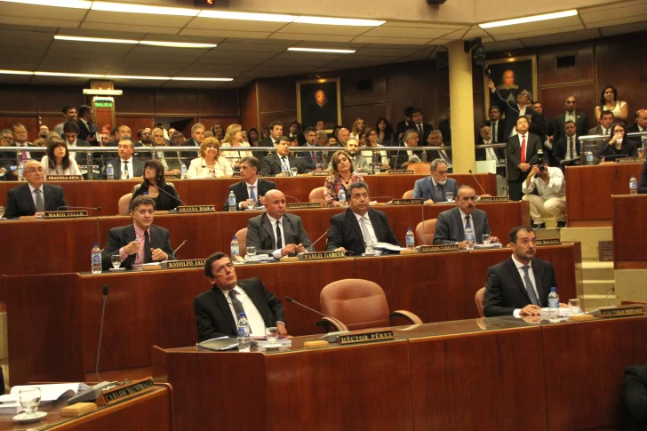 Este martes va Gattoni a la Legislatura para explicar el proyecto de Coparticipación