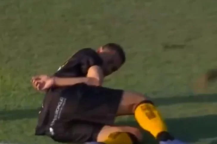 La impactante lesión de un jugador en pleno partido de la Copa Argentina