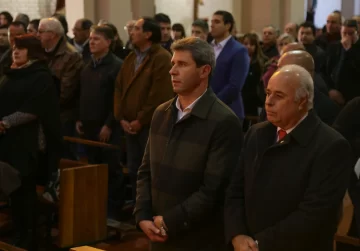 Uñac participó en la misa conmemorativa por el fallecimiento de Perón Uñac participó en la misa conmemorativa por el fallecimiento de Perón