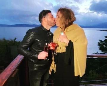 Una romántica sorpresa Una romántica sorpresa