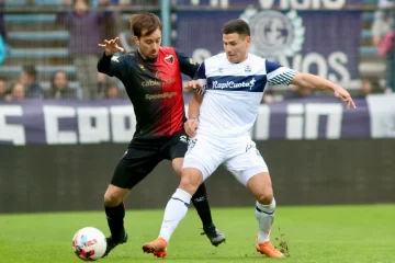 Luchado y con imprecisiones, Gimnasia y Colón empataron sin goles Luchado y con imprecisiones, Gimnasia y Colón empataron sin goles