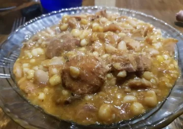 Comió locro, empanadas, bebió vino y quiso coronarlo con sexo, pero murió en pleno esfuerzo Comió locro, empanadas, bebió vino y quiso coronarlo con sexo, pero murió en pleno esfuerzo