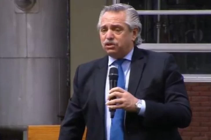 Fernández: “Los reclamos se resuelven frontalmente y no tocando sirenas”