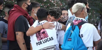 Piden agravar la acusación contra los tres policías imputados por el crimen de Lucas Piden agravar la acusación contra los tres policías imputados por el crimen de Lucas