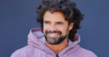 La foto totalmente desnudo de Luciano Castro que sacude las redes sociales