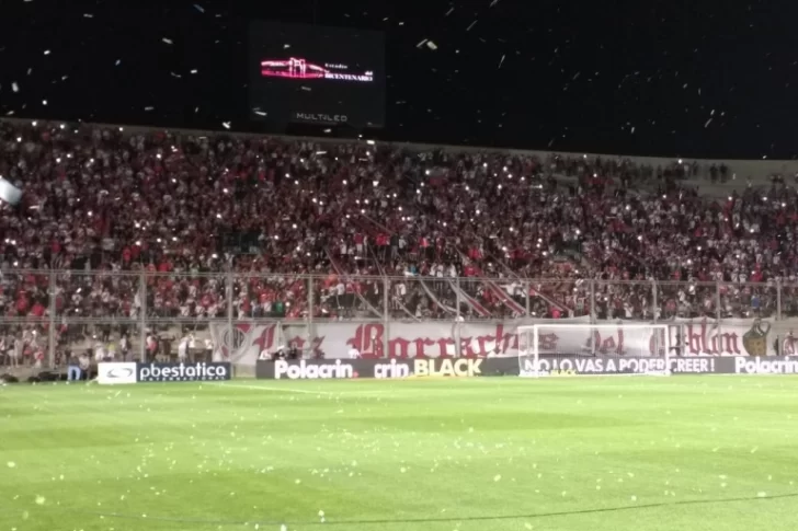 Los hinchas de River coparon el Bicentenario