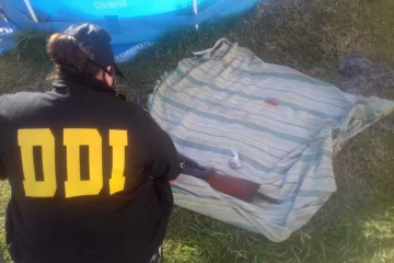 Mató con una escopeta a un ladrón que entró en su casa y quedó detenido Mató con una escopeta a un ladrón que entró en su casa y quedó detenido