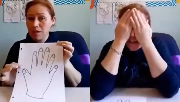 Una maestra enseñó a contar hasta cinco con una mano de seis dedos