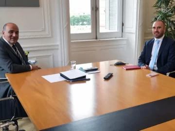 Manzur se sumó al pedido de Guzmán de gobernar con los funcionarios “alineados” Manzur se sumó al pedido de Guzmán de gobernar con los funcionarios “alineados”