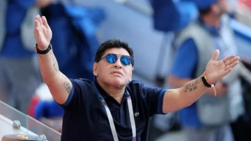 Maradona: “La llegada de De Rossi a Boca me llenó el alma” Maradona: “La llegada de De Rossi a Boca me llenó el alma”