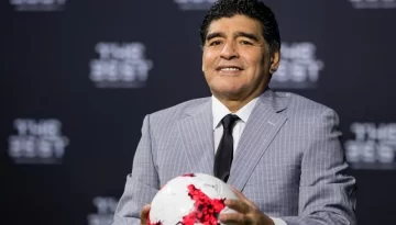 Maradona faltó al ensayo del sorteo del Mundial Maradona faltó al ensayo del sorteo del Mundial
