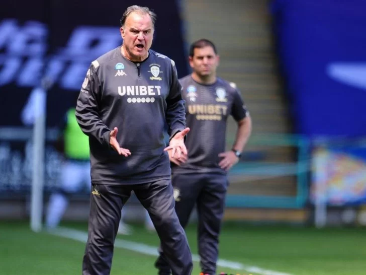 Bielsa llevó al Leeds a la Premier League después de 16 años