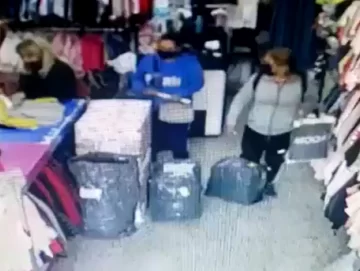 [VIDEO] Las artimañas de unas mecheras sanjuaninas para robarse un bulto de ropa