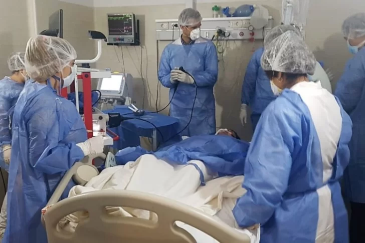 Covid-19 en Argentina: alertan sobre el riesgo de colapso por falta de personal