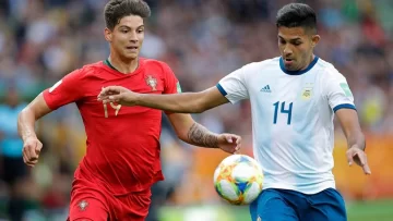 Un jugador de la Selección argentina está detenido por violento: lo denunció su pareja Un jugador de la Selección argentina está detenido por violento: lo denunció su pareja