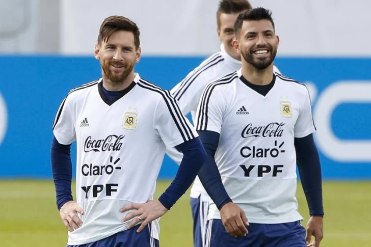 Messi y Agüero, entre los candidatos al Balón de Oro