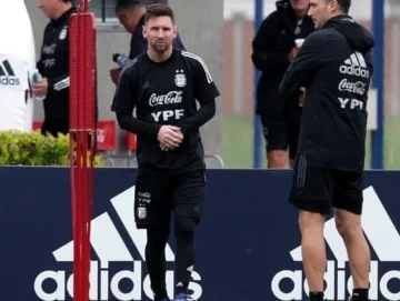 Scaloni: “Messi está bien y, si sigue así, va a jugar”