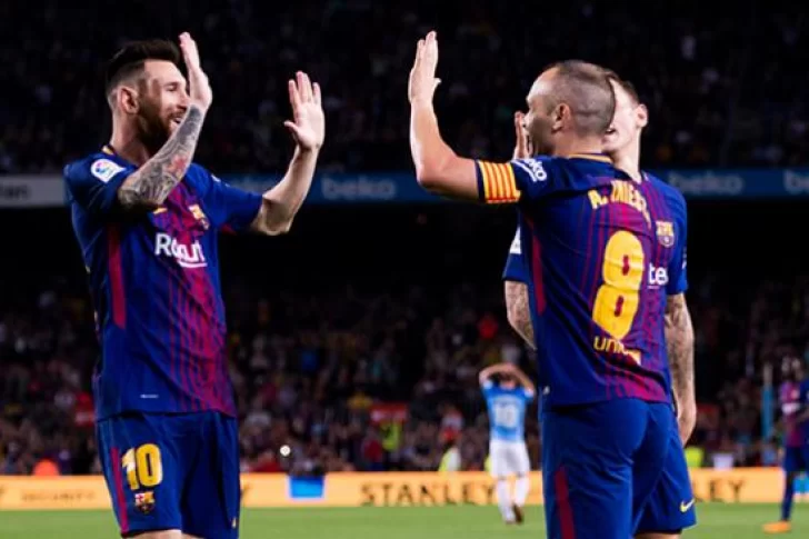 Barcelona ganó con un gol polémico y sigue en lo más alto