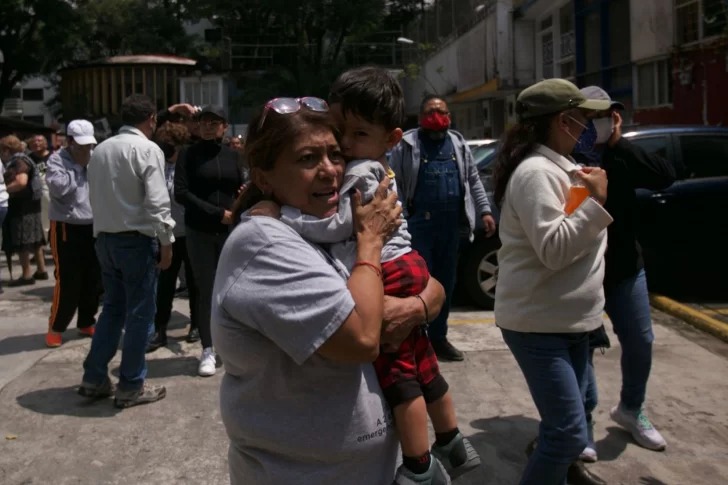 México: ascienden a dos los muertos por el terremoto que ya tuvo más de 400 réplicas
