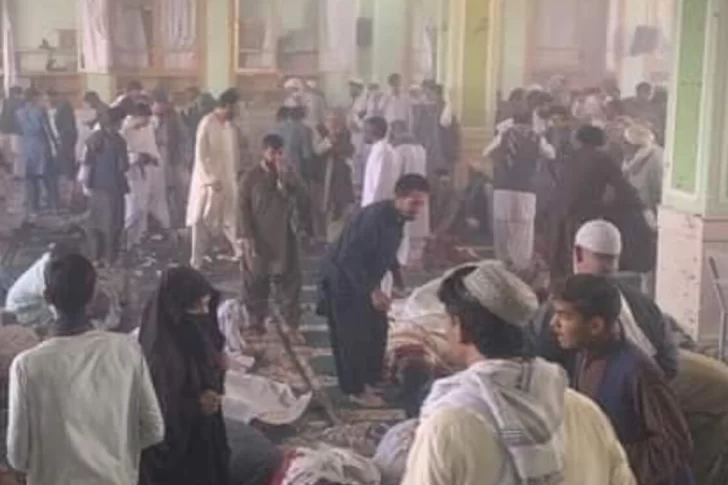 Al menos tres muertos en un nuevo atentado en una mezquita de Afganistán