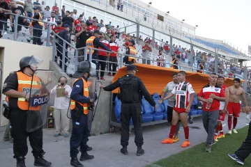 Carpintería logró el ascenso a la primera división local Carpintería logró el ascenso a la primera división local