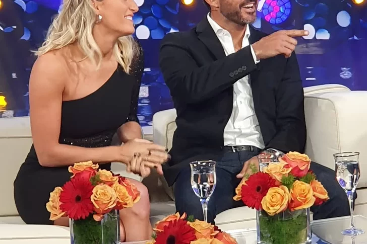 Mica Viciconte posó con la cola al Sol para darle pelea al otoño: “Bestia”, el delirio de sus fans