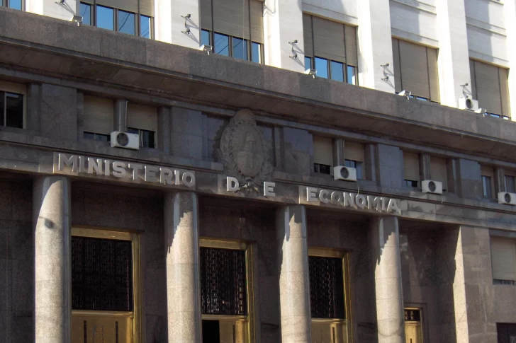 La deuda pública de la Argentina llegó a su mayor nivel en la historia: USD 343.500 millones