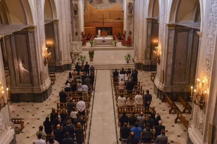 En Buenos Aires, la Iglesia pide a los mayores de 65 años no asistir a misa