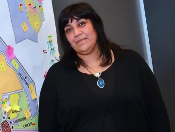 Golpes en el colegio de Caucete: analizan suspensión a alumnas y sumario a directivos Golpes en el colegio de Caucete: analizan suspensión a alumnas y sumario a directivos