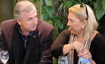 El explosivo mensaje que Gerardo Morales le envió a Elisa Carrió El explosivo mensaje que Gerardo Morales le envió a Elisa Carrió