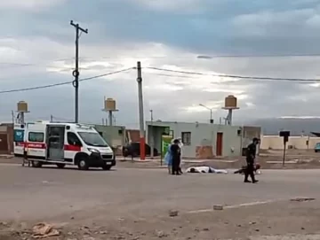 Un hombre que circulaba en moto falleció en el ingreso a un barrio Un hombre que circulaba en moto falleció en el ingreso a un barrio