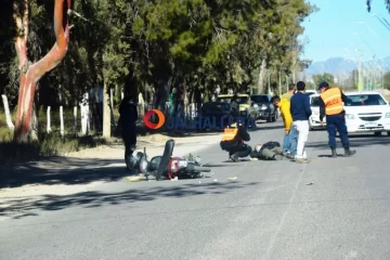 Dos motociclistas heridos luego de protagonizar un choque Dos motociclistas heridos luego de protagonizar un choque