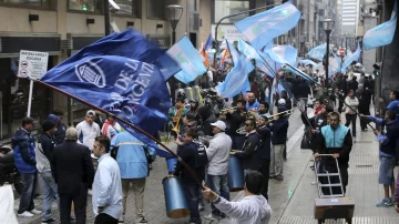 Ante el fracaso de la paritaria, la Bancaria llamó a una huelga nacional para el 28 Ante el fracaso de la paritaria, la Bancaria llamó a una huelga nacional para el 28