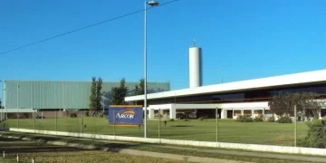 Arcor decidió adelantar las vacaciones en tres plantas por la caída del consumo Arcor decidió adelantar las vacaciones en tres plantas por la caída del consumo