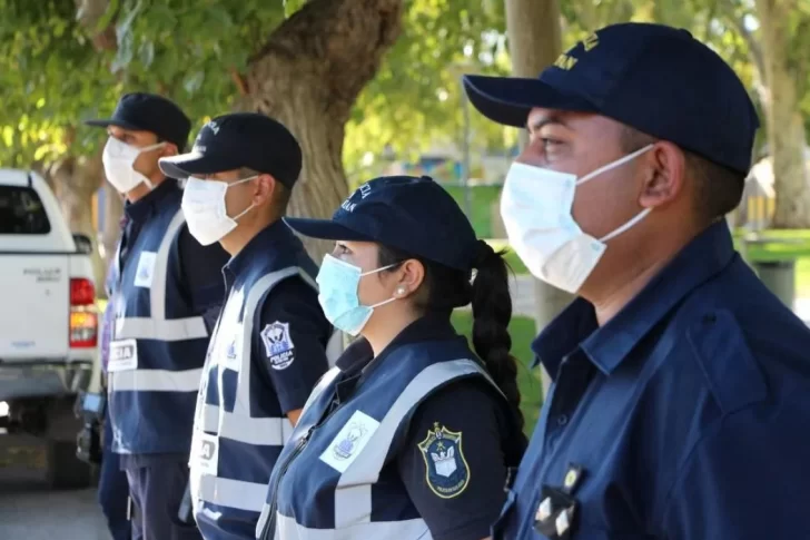 Contagios en la Policía: 191 efectivos cursan la enfermedad y 109 son sospechosos