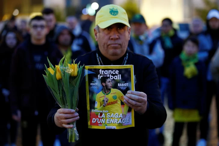 Los hinchas del Nantes se juntaron para pedir por Emiliano Sala